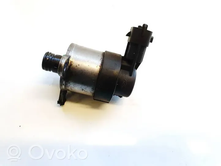 Volvo V50 Sensor de presión de combustible 0928400607