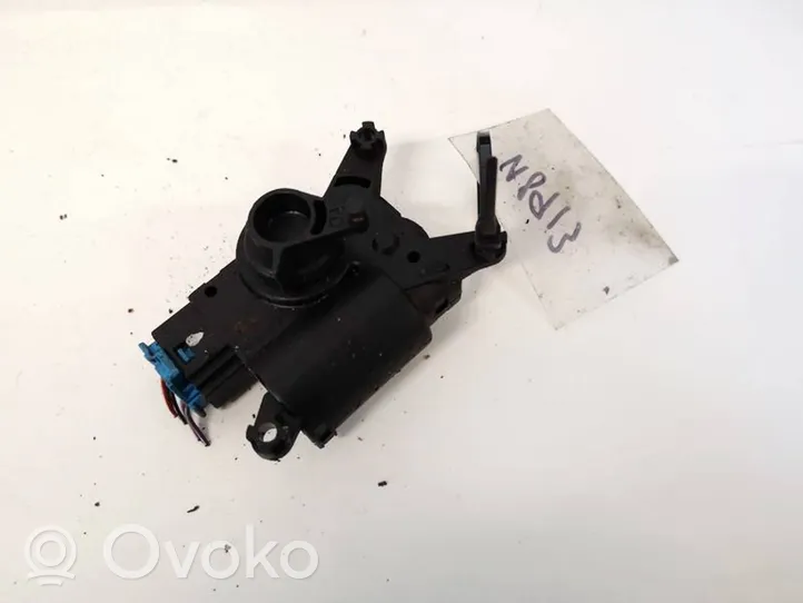 Audi Q7 4L Moteur / actionneur de volet de climatisation 52411483