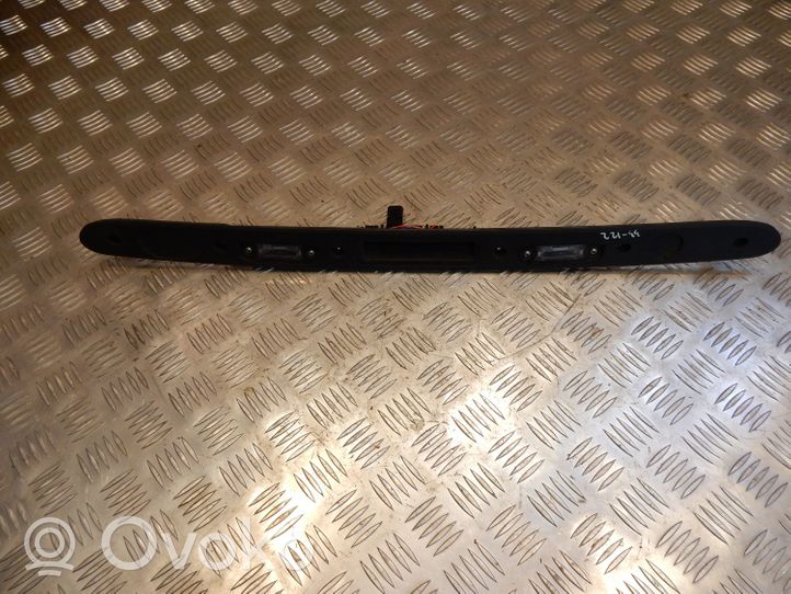 Volvo S60 Trunk door license plate light bar 31391197