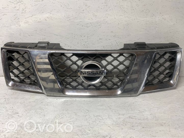 Nissan Navara D40 Grille calandre supérieure de pare-chocs avant 310EB400