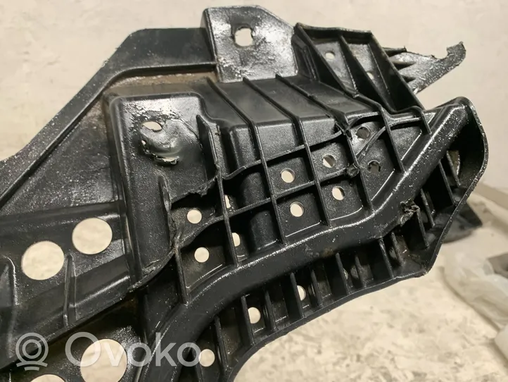 Toyota Corolla E160 E170 Osłona pod zderzak przedni / Absorber 5261802070