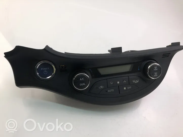 Toyota Yaris Przełącznik / Włącznik nawiewu dmuchawy 559000D340