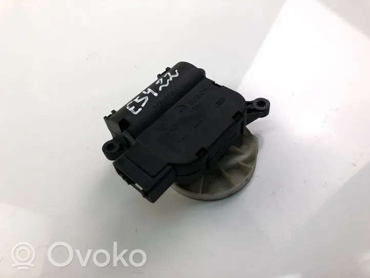 Audi A4 S4 B6 8E 8H Activador/motor del colector de admisión 8E1820511C