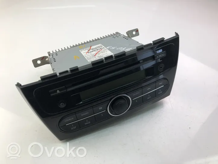 Mitsubishi Mirage VI G4 Attrage Panel / Radioodtwarzacz CD/DVD/GPS 8701A538