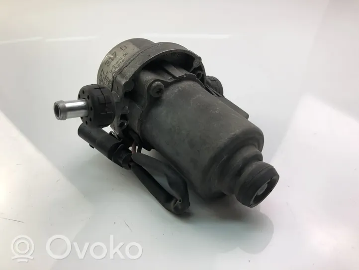 Audi A8 S8 D4 4H Vacuum pump 8E0927317D