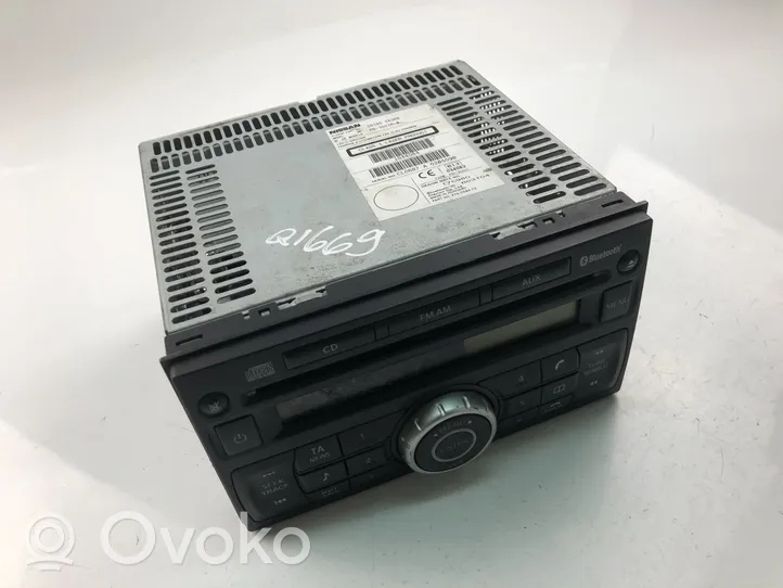 Nissan Navara D22 Radio/CD/DVD/GPS-pääyksikkö 