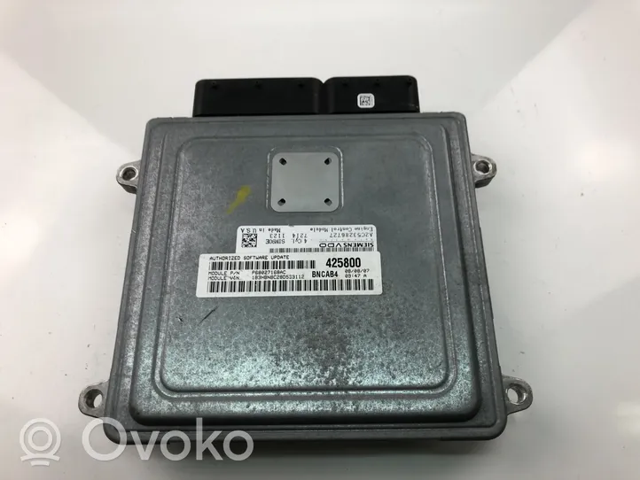 Dodge Caliber Unité de commande, module ECU de moteur P68027168AC