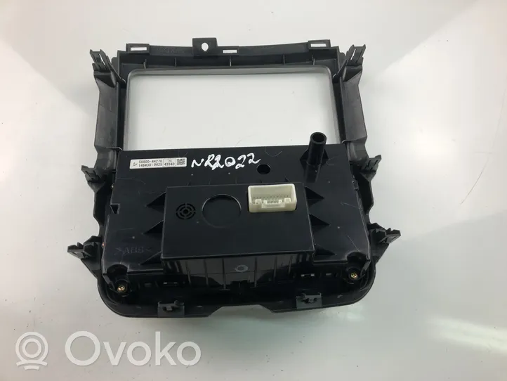 Toyota Avensis Verso Przełącznik / Włącznik nawiewu dmuchawy 5590044270
