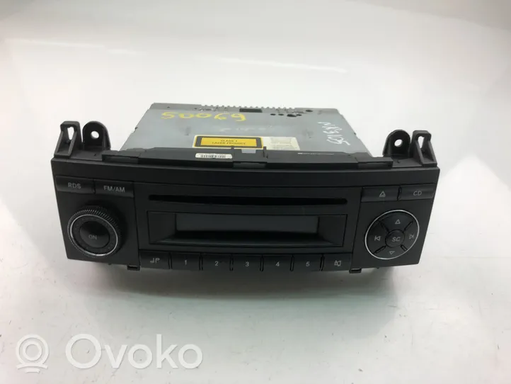 Mercedes-Benz B W245 Radio/CD/DVD/GPS-pääyksikkö A1698702389