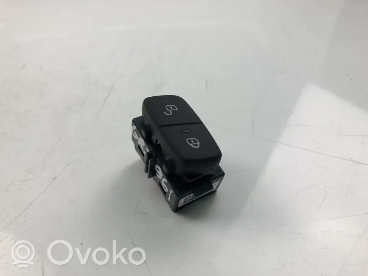 Volvo V60 Keskuslukituksen kytkin 31433410