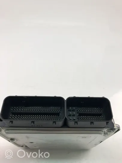 BMW X4 F26 Centralina/modulo motore ECU 8577862