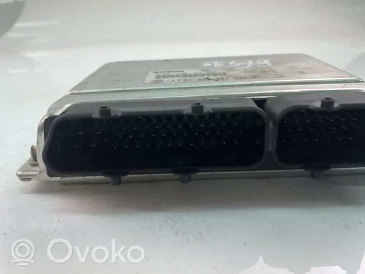 Audi A4 S4 B5 8D Centralina/modulo motore ECU 8D0907557S