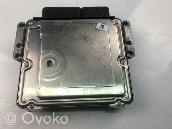 Honda CR-V Komputer / Sterownik ECU silnika 37820RSXG03