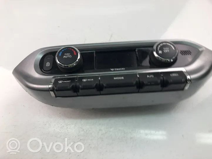 KIA Rio Przełącznik / Włącznik nawiewu dmuchawy 972501W540