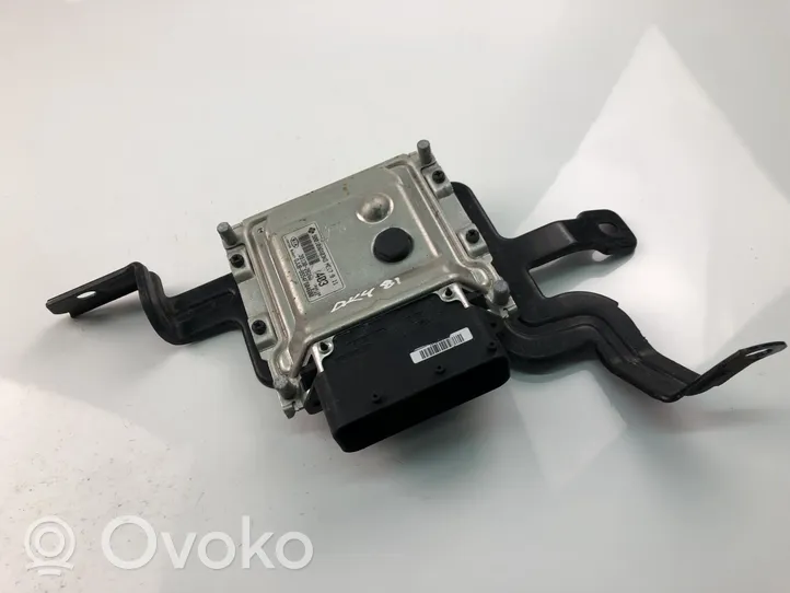 KIA Venga Komputer / Sterownik ECU silnika 391302B260