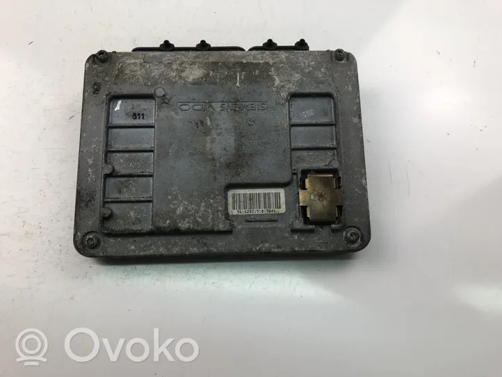 Volkswagen Fox Блок управления двигателем ECU 03D906023B