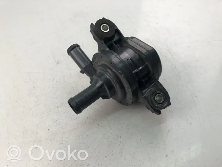 Toyota Prius (XW50) Pompe de circulation d'eau G904047040