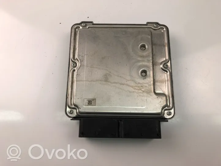 Volkswagen PASSAT B8 Komputer / Sterownik ECU silnika 04L907309M