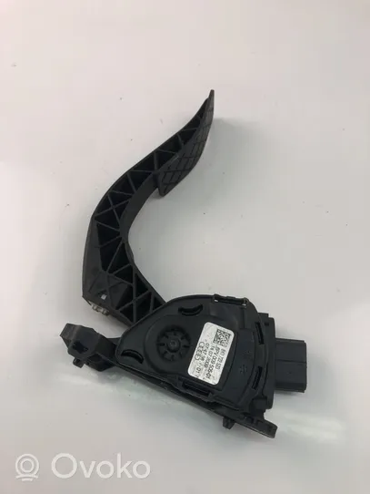 Audi A5 8T 8F Support de pédale d'accélérateur 8K1723523