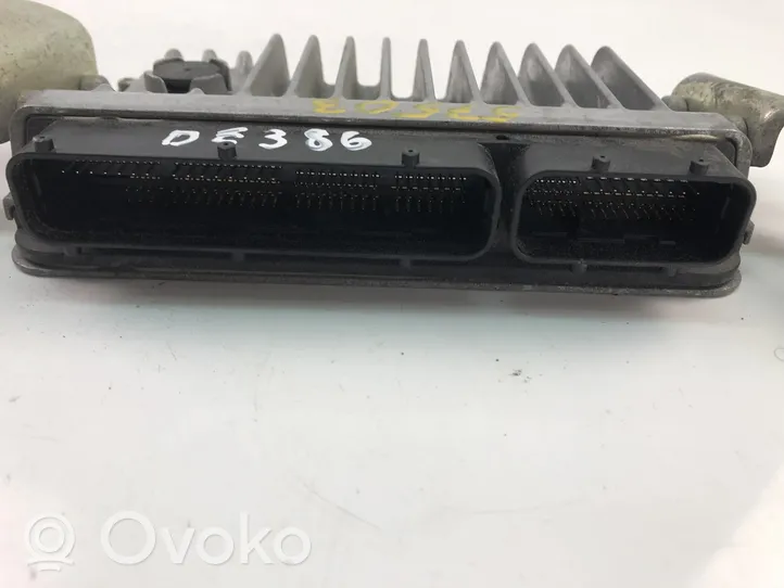 Toyota Verso Centralina/modulo motore ECU 8966152Z10