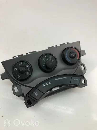 Toyota Verso-S Climate control unit 