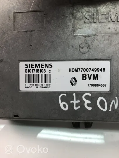 Renault 19 Komputer / Sterownik ECU silnika 7700749946