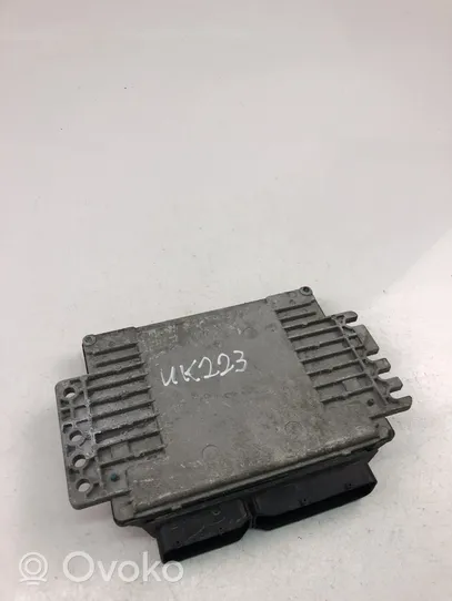 Nissan Note (E11) Unité de commande, module ECU de moteur MEC37500