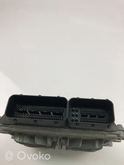 Volvo XC70 Komputer / Sterownik ECU silnika 31272462AA