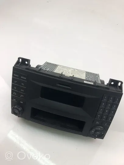 Mercedes-Benz Vito Viano W447 Unità principale autoradio/CD/DVD/GPS A4479006005