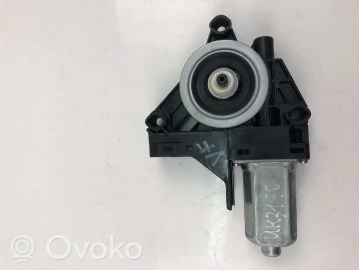 Volvo V40 Moteur de lève-vitre de porte avant 966268103