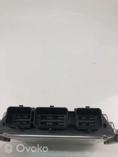 Volvo V50 Centralina/modulo motore ECU 31211076