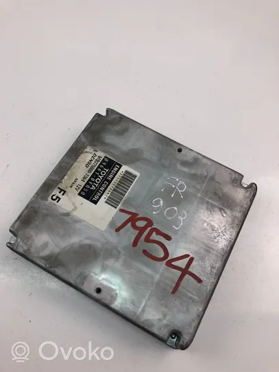 Toyota Corolla Verso E121 Unité de commande, module ECU de moteur 896610F050