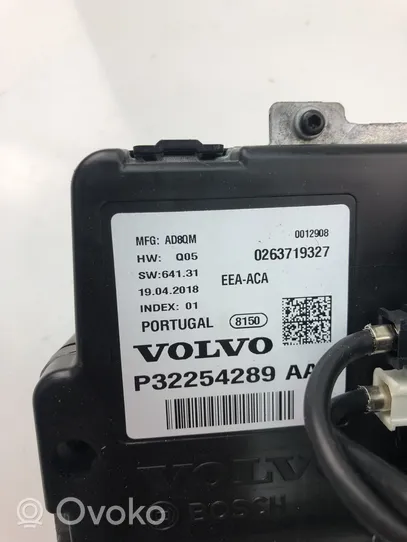 Volvo XC60 Licznik / Prędkościomierz P32254289AA