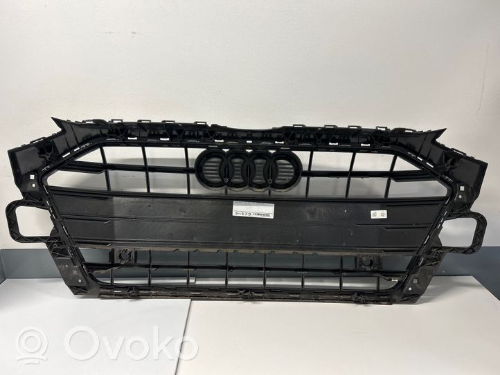 Audi A4 S4 B9 Front bumper upper radiator grill 8W0853651DD