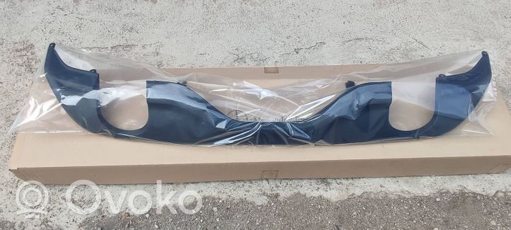 Mercedes-Benz A W176 Moulure inférieure de pare-chocs arrière A1768850425