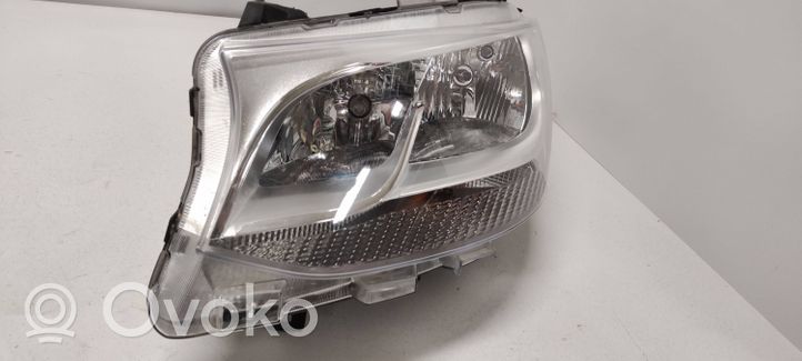 Mercedes-Benz Sprinter W907 W910 Lampa przednia A9109060000