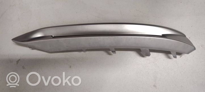 Mercedes-Benz GL X166 Rivestimento del pannello parte angolare del paraurti anteriore A1668851574