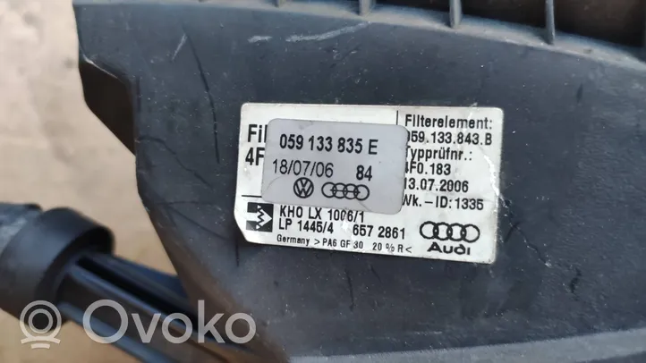 Audi A6 S6 C6 4F Ilmansuodattimen kotelo 059133835B