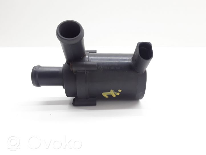 Volkswagen Touareg I Pompe de circulation d'eau, chauffage auxiliaire Webasto 7L0965561