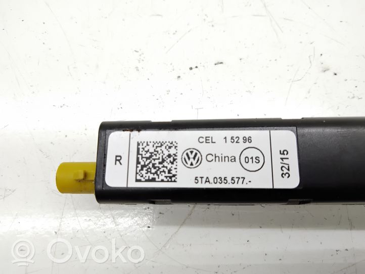 Volkswagen Touran III Antennenverstärker Signalverstärker 5TA035577