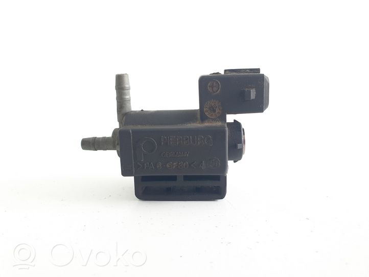 Volkswagen Touareg I Electrovanne Soupape de Sûreté / Dépression 077906283