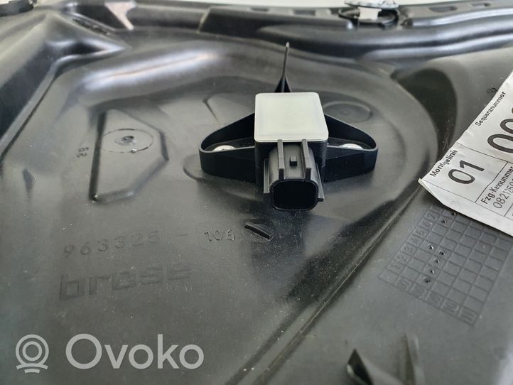 Volkswagen PASSAT CC Altro elemento di rivestimento della portiera anteriore 3C8837755C