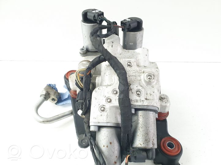 BMW 6 F12 F13 Aktyvaus stabilizatoriaus valdymo/ vožtuvų blokas 6775258