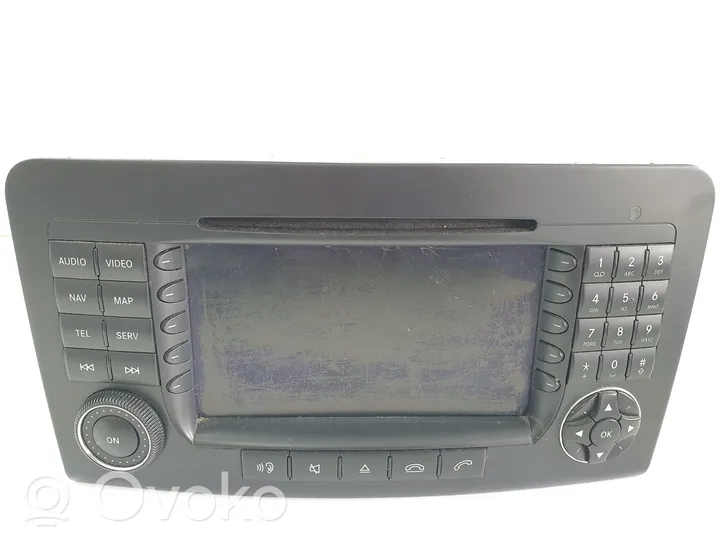 Mercedes-Benz ML W164 Unité principale radio / CD / DVD / GPS A1648202679