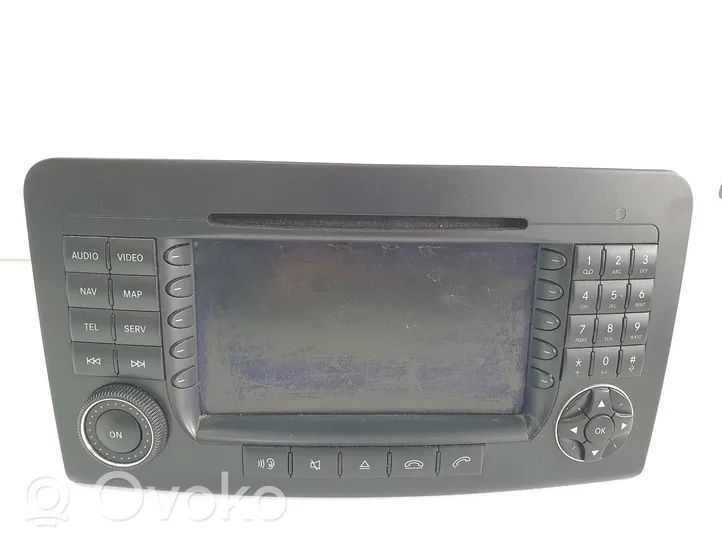 Mercedes-Benz ML W164 Unité principale radio / CD / DVD / GPS A1648202679