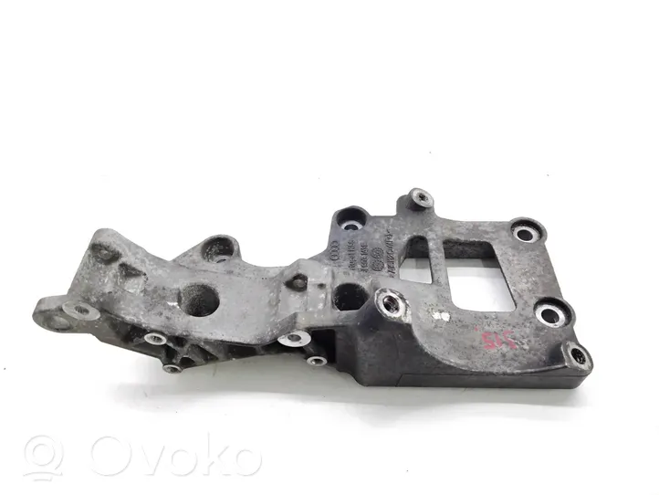 Volkswagen PASSAT B6 Supporto del generatore/alternatore 06F903143E