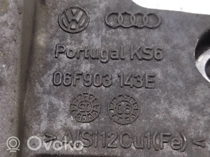 Volkswagen PASSAT B6 Support de générateur / alternateur 06F903143E