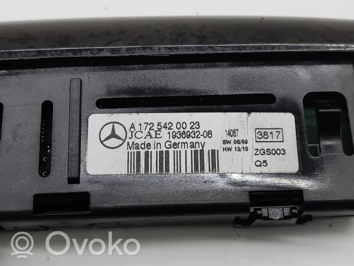 Mercedes-Benz CLA C117 X117 W117 Parking PDC sensor display screen A1725420023