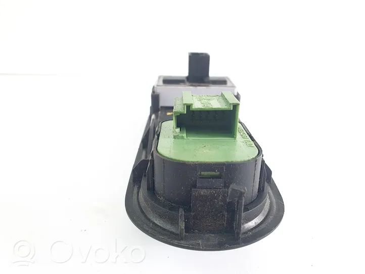 Volkswagen Transporter - Caravelle T5 Electric window control switch 7E1959565A