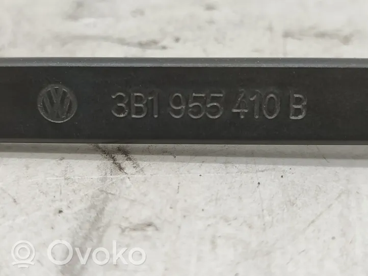 Volkswagen Passat Alltrack Priekinio stiklo valytuvų kojelė 3B1955410B